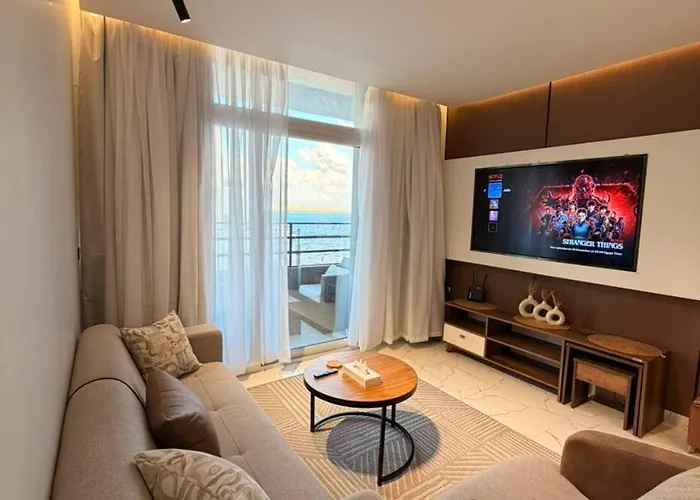 Peaks- La Prestigia R4 Luxury 1br Sea View